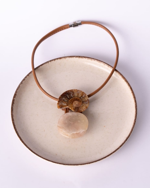 Collar corto piel Camel