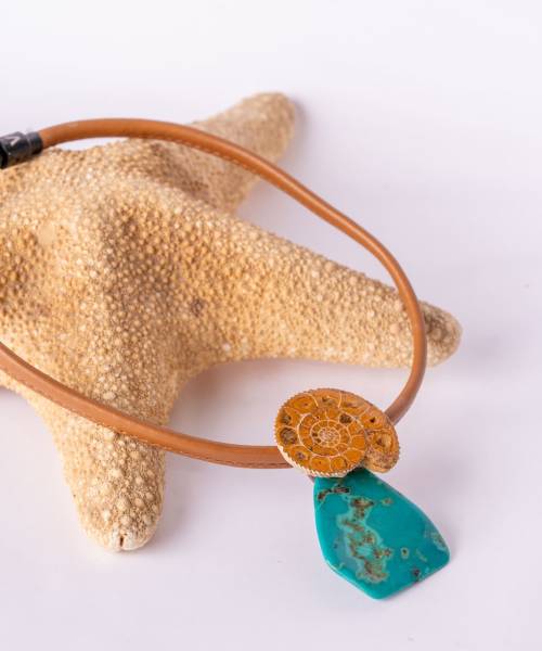 Collar corto piel Camel