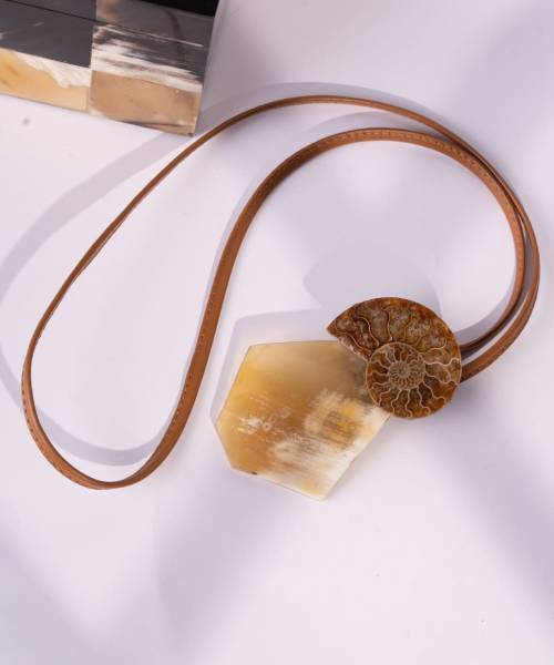 Collar largo piel Camel