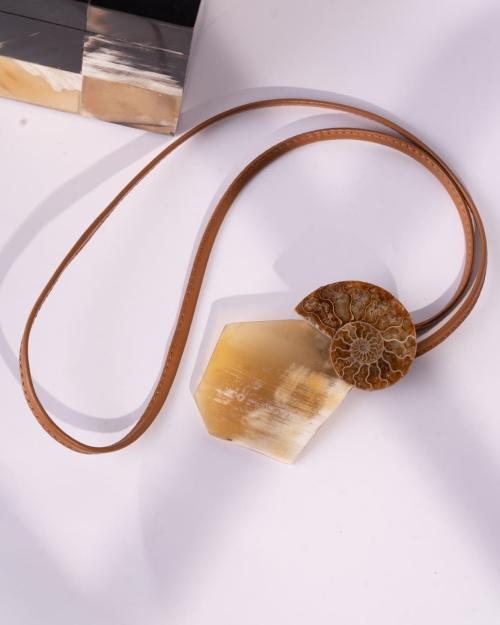 Collar largo piel Camel