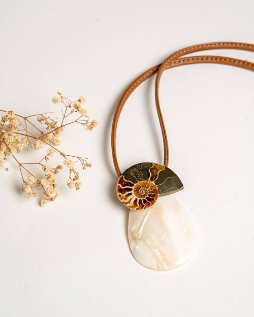 Collar largo piel camel