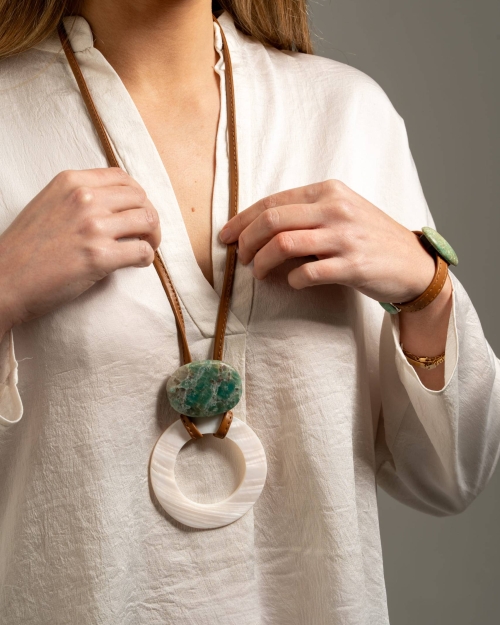 Collar largo piel camel